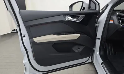 Audi Q4 e-tron 2023, 70789 км, за 33900000 KRW - фото 24