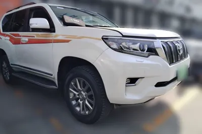 Toyota Prado 2019, 93400 км, за 281442.73 CNY