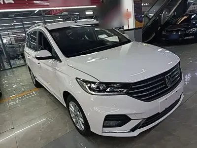 Baojun 360 2018, 86800 км, за 23700 CNY