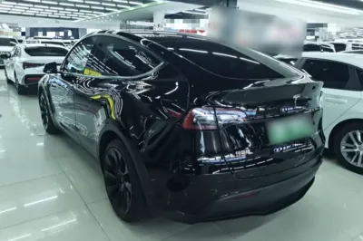 Tesla Model Y 2022, 70200 км, за 169119.88 CNY - фото 4