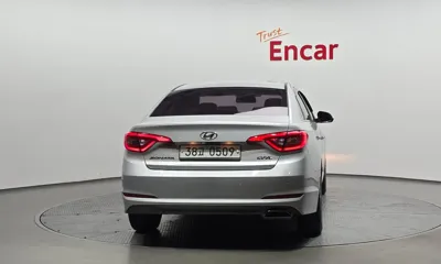 Hyundai Sonata 2016, 116678 км, за 9300000 KRW