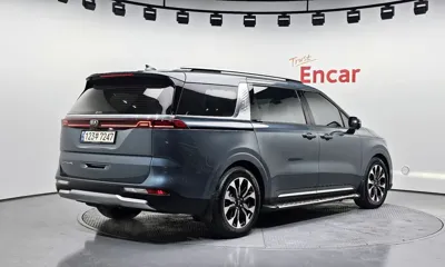 Kia Canival 2021, 163323 км, за 18900000 KRW