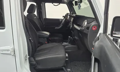 Jeep Wrangler 2016, 59951 км, за 26500000 KRW - фото 11
