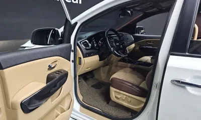 Kia Canival 2016, 96263 км, за 12500000 KRW - фото 10