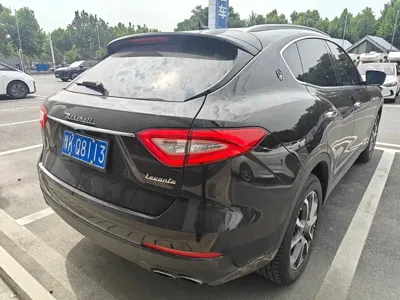 Maserati Levante 2018, 41900 км, за 238000 CNY
