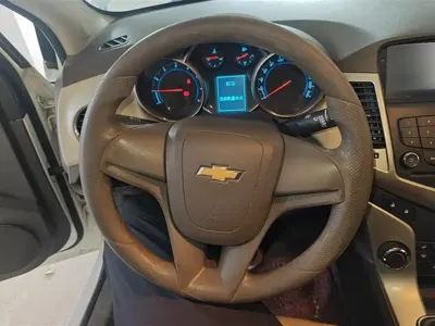 Chevrolet Cruze 2016, 95900 км, за 14600 CNY - фото 15
