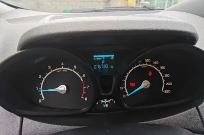 Ford EcoSport 2013, 76700 км, за 21950.64 CNY - фото 12