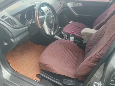 Kia Forte 2014, 95300 км, за 14000 CNY - фото 9