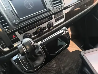 Volkswagen Multivan 2018, 180900 км, за 190300 CNY - фото 14