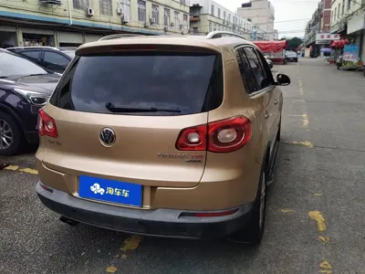 Volkswagen Tiguan 2011, 126700 км, за 27000 CNY