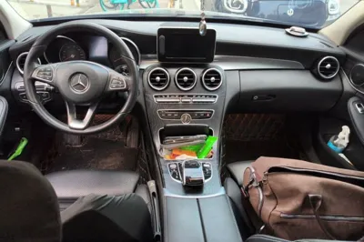 Mercedes-Benz C-Class 2017, 110700 км, за 85572.84 CNY - фото 9