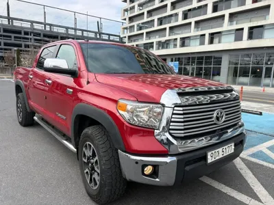 Toyota Tundra · 2014 год