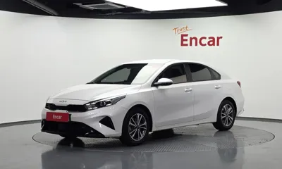 Kia K3 · 2023 год