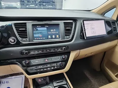 Kia Canival 2017, 158650 км, за 10800000 KRW - фото 10