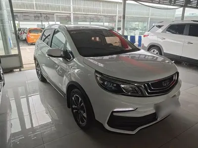 Geely Vision X3 2019, 33200 км, за 26900 CNY - фото 4