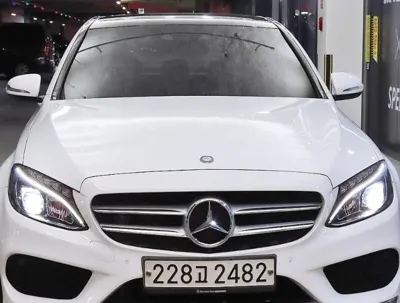Mercedes-Benz C-Class 2015, 97574 км, за 16190000 KRW