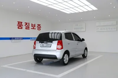 Kia Morning 2011, 86199 км, за 1700000 KRW - фото 4