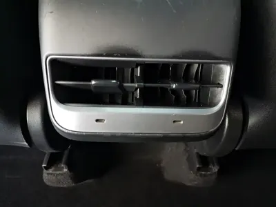 Tesla Model Y 2022, 61800 км, за 155800 CNY - фото 20