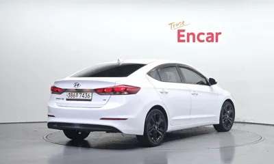 Hyundai Avante 2018, 125876 км, за 9800000 KRW