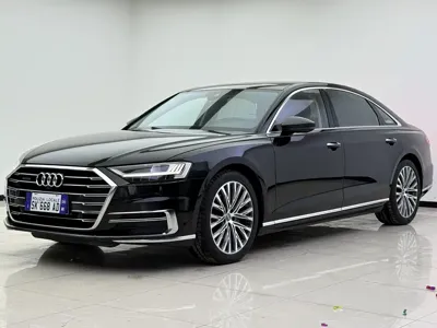 Audi A8 · 2019 год