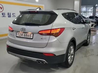 Hyundai Santafe 2015, 160460 км, за 8900000 KRW