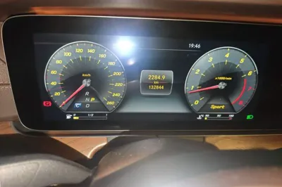 Mercedes-Benz E-Class 2017, 132800 км, за 230362.79 CNY - фото 12