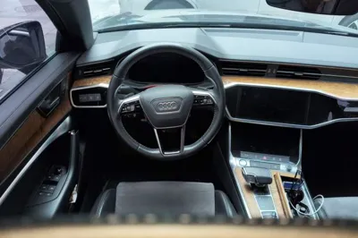 Audi A6L 2019, 119600 км, за 202729.24 CNY - фото 9