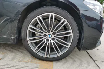 BMW 5 Series 2018, 164000 км, за 120004.55 CNY - фото 8