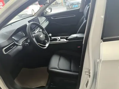 Geely Emgrand 2026, 100 км, за 61000 CNY - фото 15