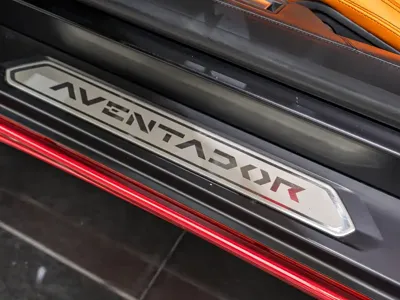Lamborghini Aventador 2013, 30000 км, за 1988000 CNY - фото 9