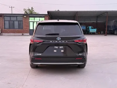 Toyota Sienna 2026, 5000 км, за 248000 CNY - фото 9