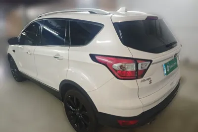 Ford Kuga 2017, 104700 км, за 57320.48 CNY - фото 4