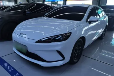 BYD Seal 05 DM-i · 2025 год