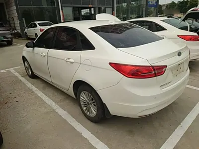 Ford Escort 2017, 52699 км, за 26500 CNY - фото 5