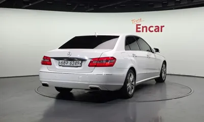 Mercedes-Benz E-Class 2013, 160430 км, за 4700000 KRW