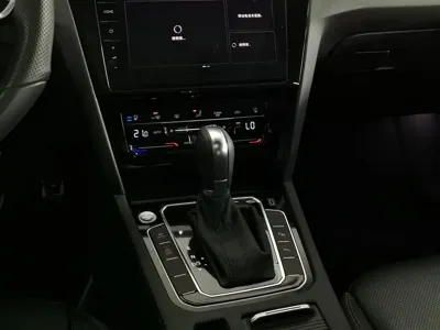 Volkswagen CC 2024, 32700 км, за 129800 CNY - фото 13