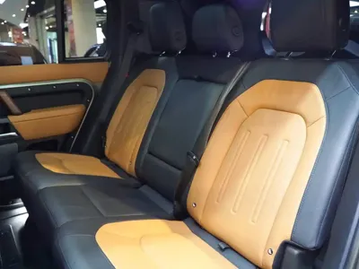 Land Rover Defender 2022, 55000 км, за 579000 CNY
