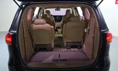 Kia Canival 2018, 129048 км, за 9500000 KRW - фото 20