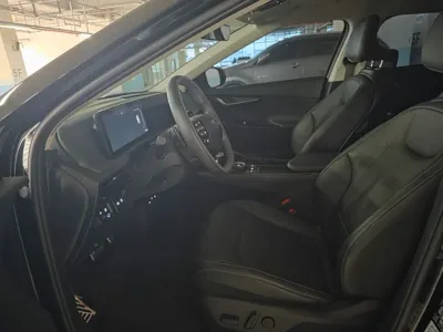 Kia EV6 2025, 27000 км, за 8190000 KRW - фото 8