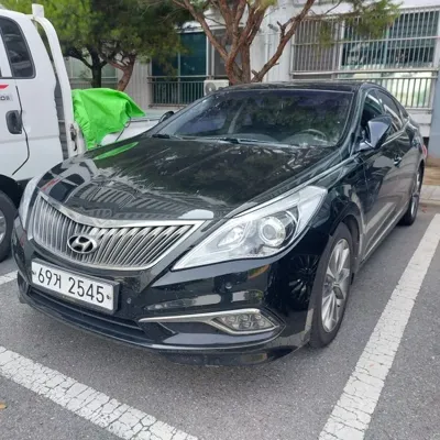 Hyundai Grandeur · 2015 год