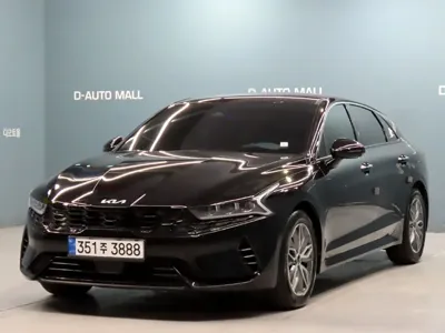 Kia K5 · 2023 год