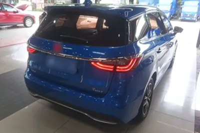 BYD Song Max 2017, 94400 км, за 55433.84 CNY - фото 6