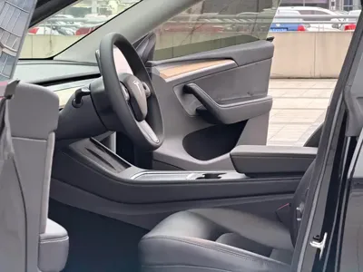 Tesla Model Y 2022, 70000 км, за 148800 CNY - фото 9