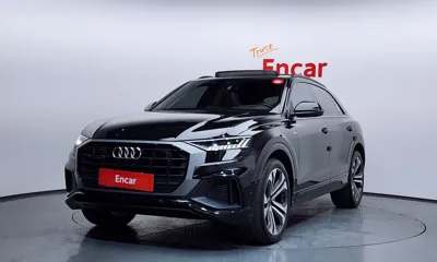 Audi Q8 · 2023 год