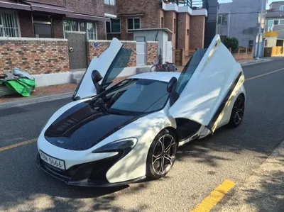McLaren 650S · 2015 год