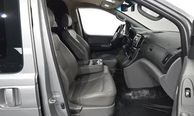 Hyundai Starex 2018, 224161 км, за 6800000 KRW - фото 11