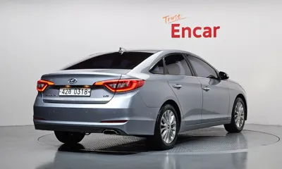 Hyundai Sonata 2016, 120965 км, за 12340000 KRW