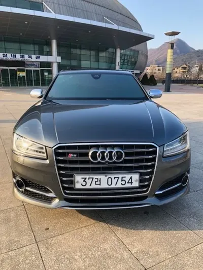 Audi S8 2016, 171000 км, за 30000000 KRW