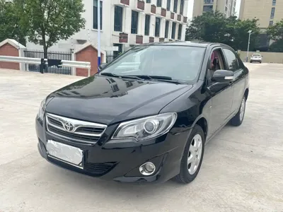 Toyota Corolla · 2014 год