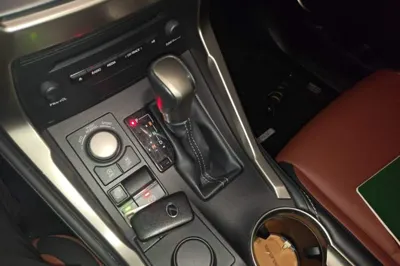 Lexus NX 2015, 71100 км, за 97768.96 CNY - фото 14